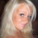 Naughty Hailee from Asheville Ready to Play on Sex Cam